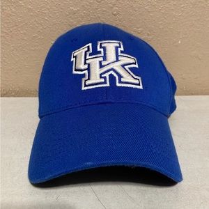 Kentucky Wildcats NCAA Blue Logo Fitted Hat Cap Size S/M Top Of The World